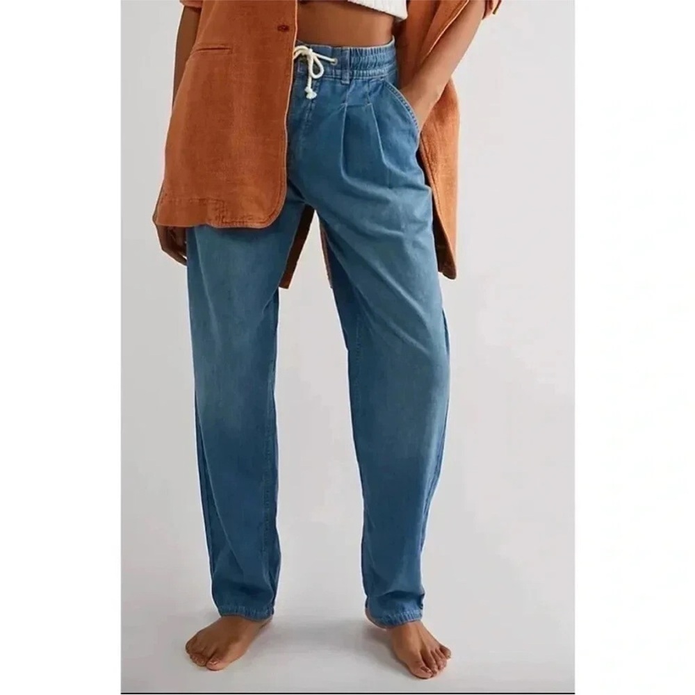 Free People Relaxed Wide-Leg Jeans in Denim Blue